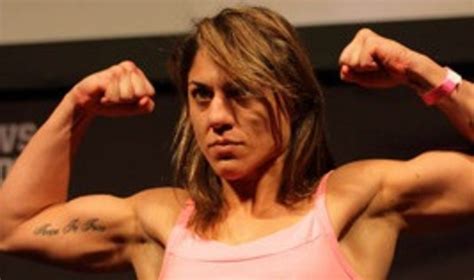 Ufc Results Bethe Correia Takes Out Shayna Baszler In The Second Round Mmaweekly Com