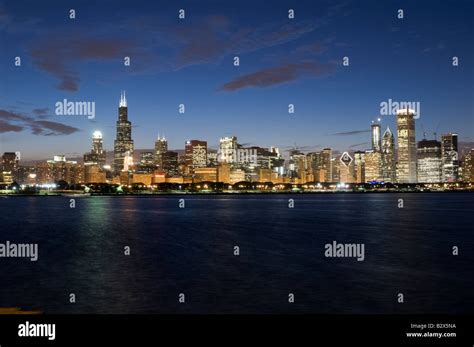 Chicago At Dusk Stock Photo Alamy