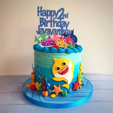 I received so many compliments on the cake! Baby shark cake buttercream | Shark birthday cakes, Boy ...