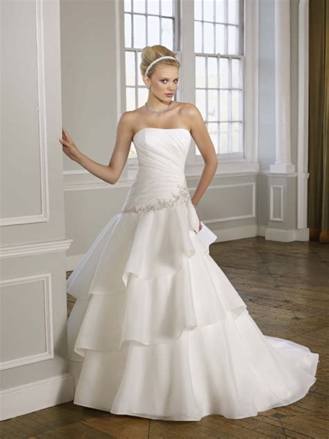 634 458 просмотров 634 тыс. WEDDING DRESS BUSINESS: January 2012
