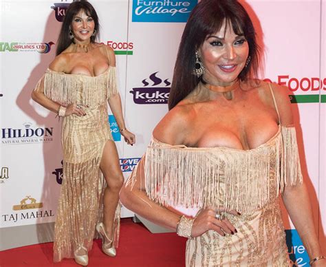 Lizzie Cundy S Flesh Flashing Pictures Daily Star