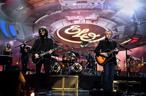 Review Yes Elo Journey Shine On Hbos Rock Hall 2017 Broadcast