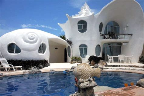 Houses And Buildings That Look Like Animals 21 Pics
