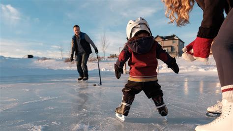 Figure skating, usa hockey and us whether you have olympic aspirations or simply want to learn how to ice skate, learn to skate usa has a program for you. What to know when teaching your toddler to ice skate ...