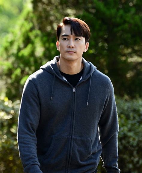 And you're attractive face and nice personality. Song Seung Heon as Kang Ha Ri | Atores, Oppa