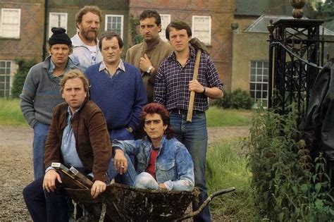 Auf Wiedersehen Pet Voted The Best Itv Show Of All Time In Poll Of