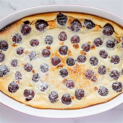 French women love a chivalrous and honorable man who knows how to treat. DiscoverNet | Clafoutis That Will Impress Your Whole Family