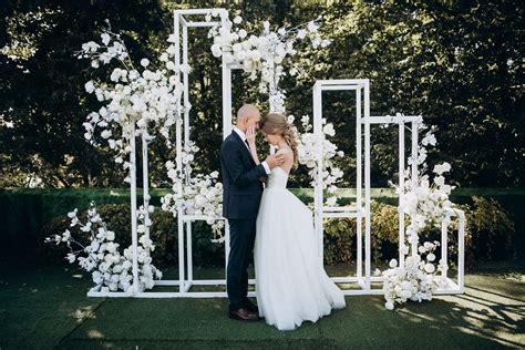 Stylish Geometric Backdrop Black And White Wedding Wedding On The
