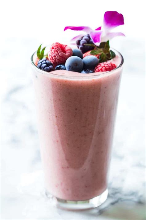 How To Make A Strawberry Banana Smoothie Without Yogurt 2023