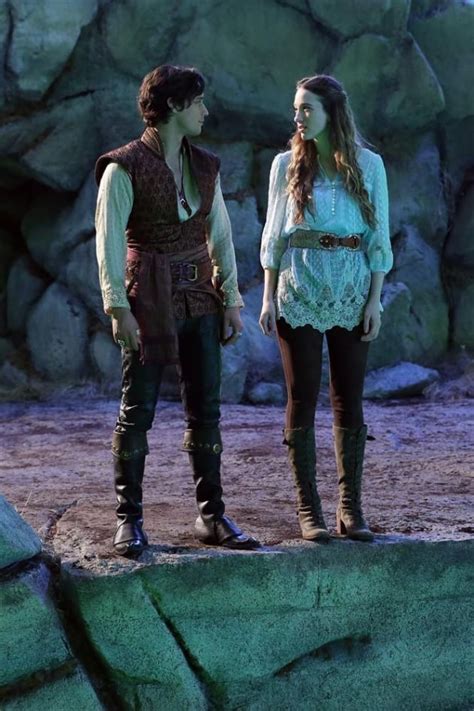 Once Upon A Time In Wonderland First Look Down The Rabbit Hole Tv