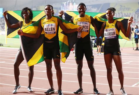 She takes gold in the women's 100m with a world leading time of 10.71. Fraser-Pryce Wins Historic 4th World 100m Title; Jamaica ...