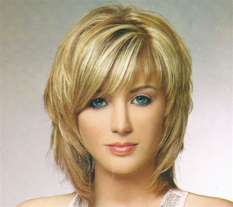 Voluminous front wave for straight hair; 25 Awesome Medium Length Haircuts - The WoW Style