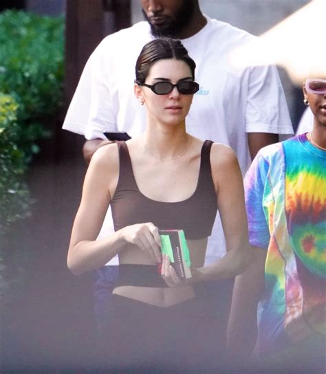 Kendall Jenner Heading To A Pool In Miami 02042020 Hawtcelebs