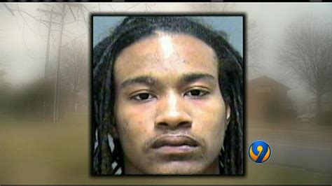Cmpd Man Wanted After 2 Carjackings Robbery Wsoc Tv