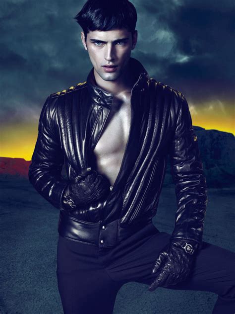 Sean O Pry By Mert And Marcus For Versace Fall 2011 Campaign The Fashionisto