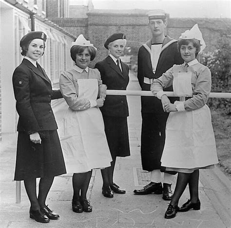 Nurses Qarnns Recruiting Photo 1960s Nurses Uniforms And Ladies Workwear Flickr