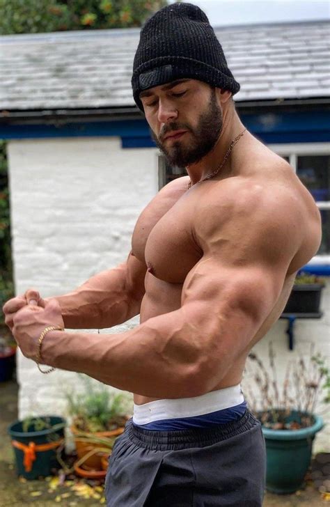 Huge Muscle Hunk Swole Pecs Flexing Biceps Dominant Alpha Male Top Daddy