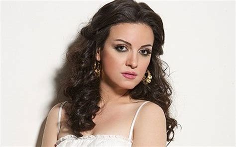 ريهام عبد الغفور تكشف تفاصيل شخصيتها في مسلسل غرفة 207 اوان مصر
