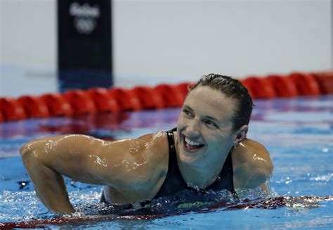 Hungarys Hosszu Smashes World Record Wins Womens 400m Im Uss