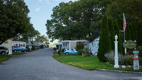 New York To Settle Inquiry Of Rent To Own Trailer Park Firms The New York Times
