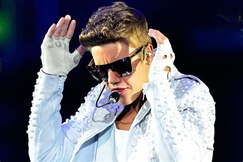 Justin bieber & mariah care. Justin Bieber Reveals Title of Second Music Monday Song