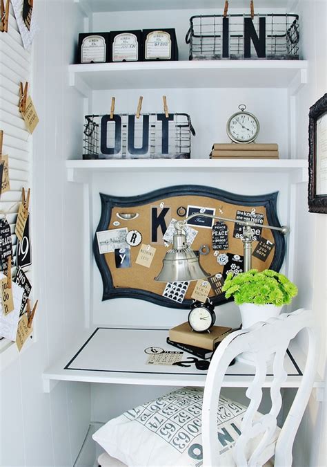 Get rid of unnecessary things 23 Best Farmhouse Home Office Design Ideas