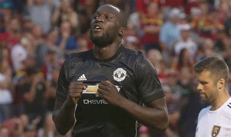 Ibra powrócił tej zimy do mediolanu i w swoich pierwszych od powrotu derbach mediolanu spotka się ze swoim starym znajomym. Man Utd News: Ander Herrera reveals why Romelu Lukaku was ...