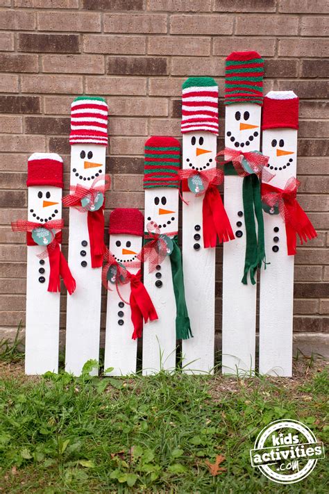 Turn A Fence Post Into A Snowman The Same Height As Your Child See