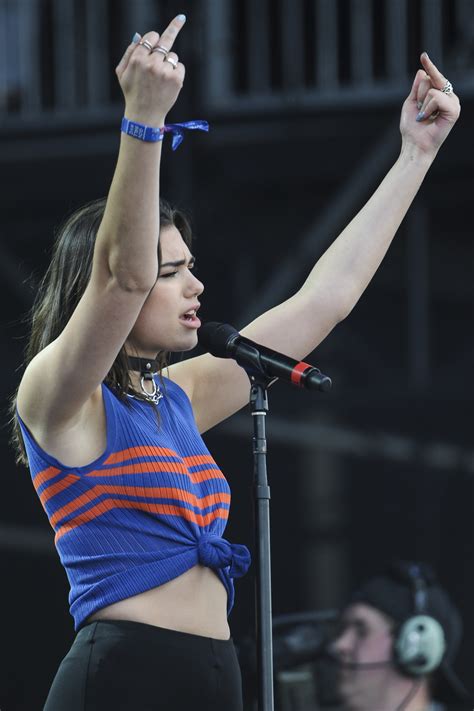 Dua Lipa Source Dua Lipa Performs On Stage At The 2017 Governors