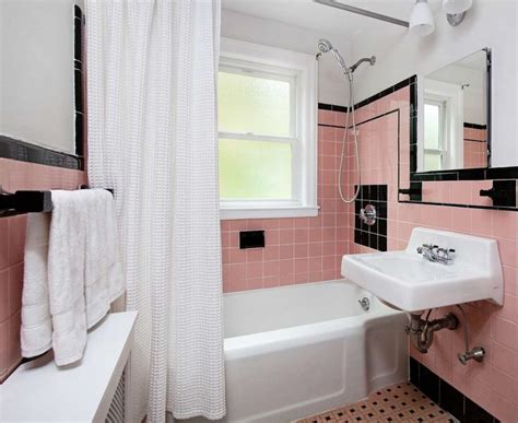 20 Vintage Style Bathrooms Full Of Throwback Charm In 2023 Vintage