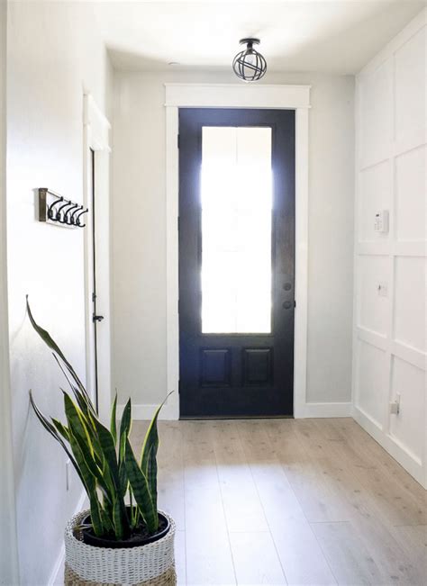 Feb 11, 2021 · when choosing the best paint for your hallway consider the colors of the rooms that lead off the space, especially if you want to go bold. Favorite Valspar Grays in 2020 (With images) | Farmhouse ...
