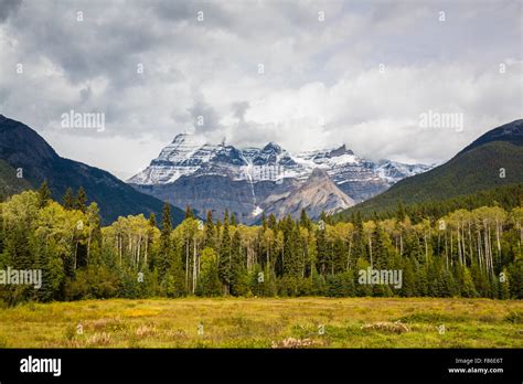 Mountain Scenery Mount Robson Mount Robson Provincial Park British