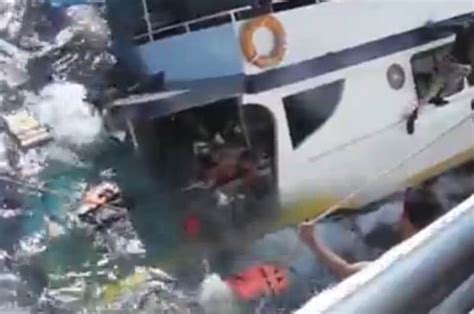 Video Shocking Scenes As Boat Sinks In Thailand As Passengers Scramble To Safety Daily Star