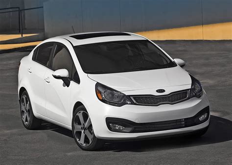The moderate overlap frontal ratings apply to both the hatchback and sedan versions of the car. KIA Rio Sedan specs & photos - 2011, 2012, 2013, 2014 ...