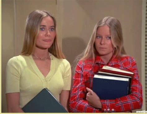 Pin By Slay Queen On Brady Bunch The Brady Bunch 70s Fashion Maureen Mccormick