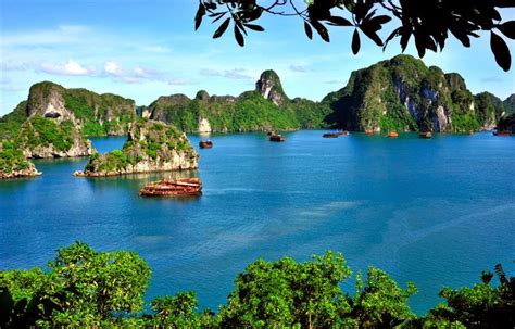 Discover Vietnam The Beauty Of Ha Long Bay Vietnam Visa Services