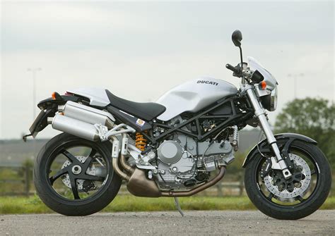 Some sound bytes of my 2007 ducati monster s2r 800 with a full arrow carbon exhaust system. DUCATI MONSTER S2R 800 (2004-2008) Review | MCN