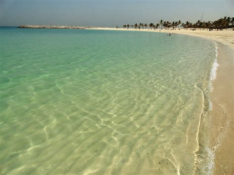 Al Mamzar Beach Park Dubai The Best Beach In Dubai Al Ma Flickr