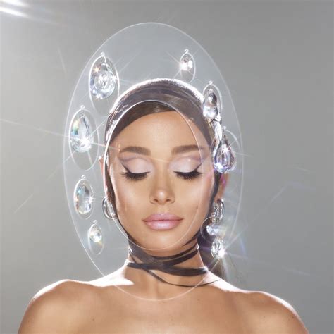 Ariana Grande Is Releasing A Beauty Line And Glamour Has The Inside Scoop