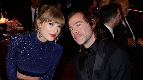 Who Is Taylor Swift Sitting Next To At Grammys 2023 Get The Scoop On Her Date 2023 Grammys