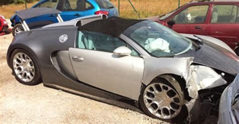 Bugatti Veyron Grand Sport Crashes Into Own Driveway Photos Caradvice