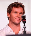 File:Ryan Kwanten by Gage Skidmore.jpg - Wikimedia Commons