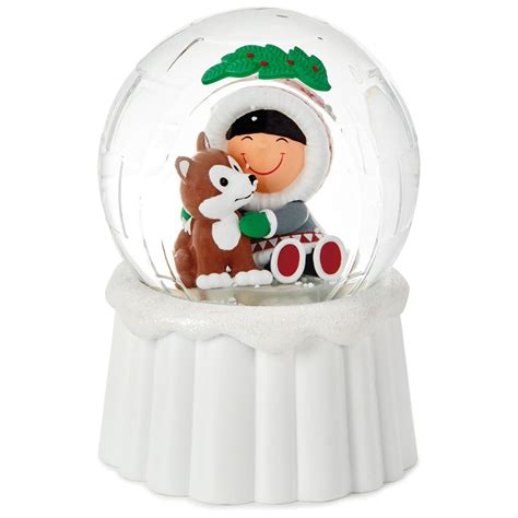 Frosty Friends Igloo Snow Globe With Light Snow Globes And Water Globes