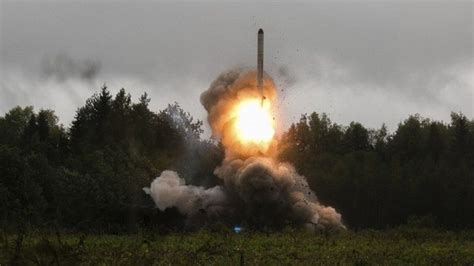 Russia Will Build Missiles If Us Leaves Treaty Putin Warns Bbc News