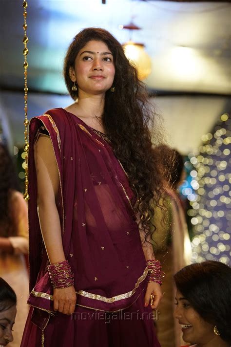 Saree Actress Sai Pallavi Sai Pallavi Indian Actress Most Beautiful Bollywood