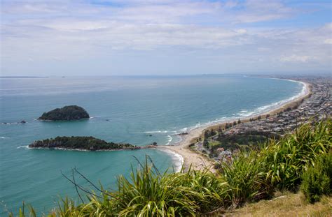 Tauranga New Zealand Attractions Volcanoes Beaches And Shopping