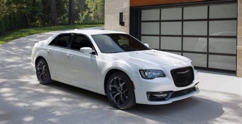 2024 Chrysler 300 White Awd Blue Change