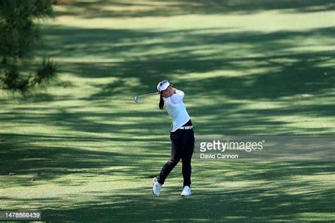 Ting Hsuan Huang Of Taipei Plays Her Second Shot On The Ninth Hole News Photo Getty Images