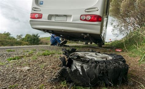 This dedicated team of professionals spares no expense when it comes to getting you and your family on your way after a breakdown, whether the unfortunate incident includes a car, truck, rv. RV Roadside Assistance: Good Sam vs AAA Plus vs Coach Net