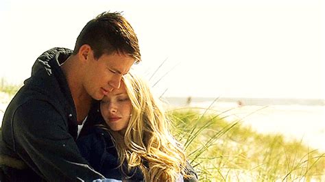 He meets savannah afterwards he sneaked to the sea to regain the bag which had fallen off a pier of savannah while sergeant john tyree is currently home on a couple of weeks leave from germany. Nicholas Sparks' movie GIFs that make you go 'Aww ...